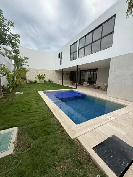 Casa en venta en Xcanatún, Mérida — foto 2 de 37
