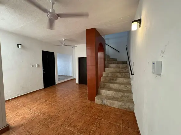 Casa en venta en Lopez Mateos, Mérida — foto 2 de 12