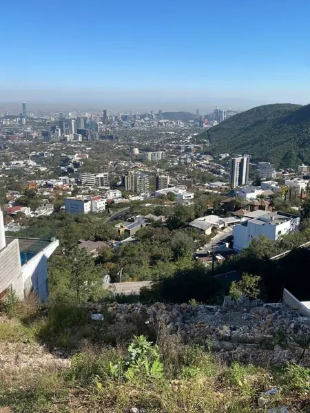 Terreno en Venta en Valle de San Angel Sect Mexicano, San Pedro Garza García, Nuevo León 3
