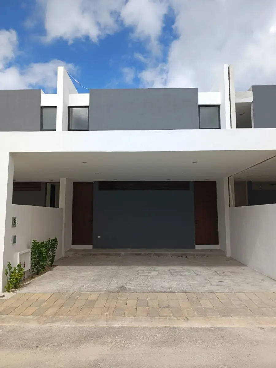 Casa en venta en Residencial Xcanatún, Mérida — foto 1 de 14