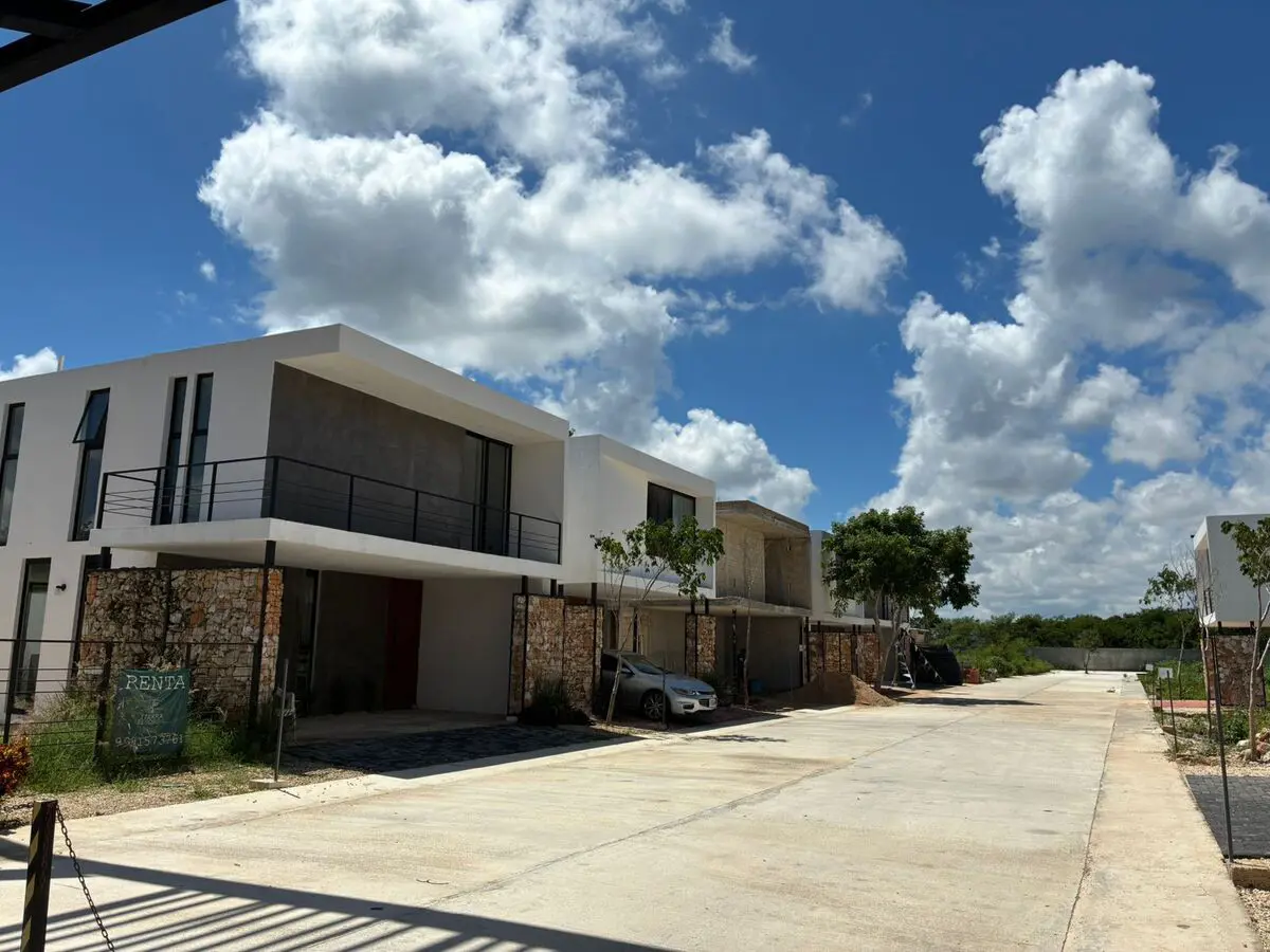 Casa en venta en Conkal, Conkal — foto 1 de 12