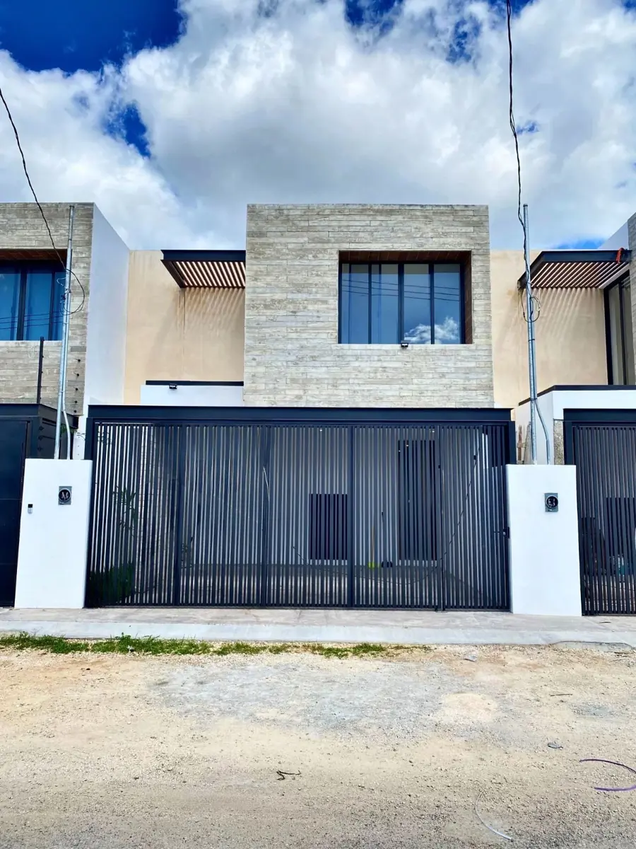 Casa en venta en Temozon Norte, Mérida — foto 1 de 25