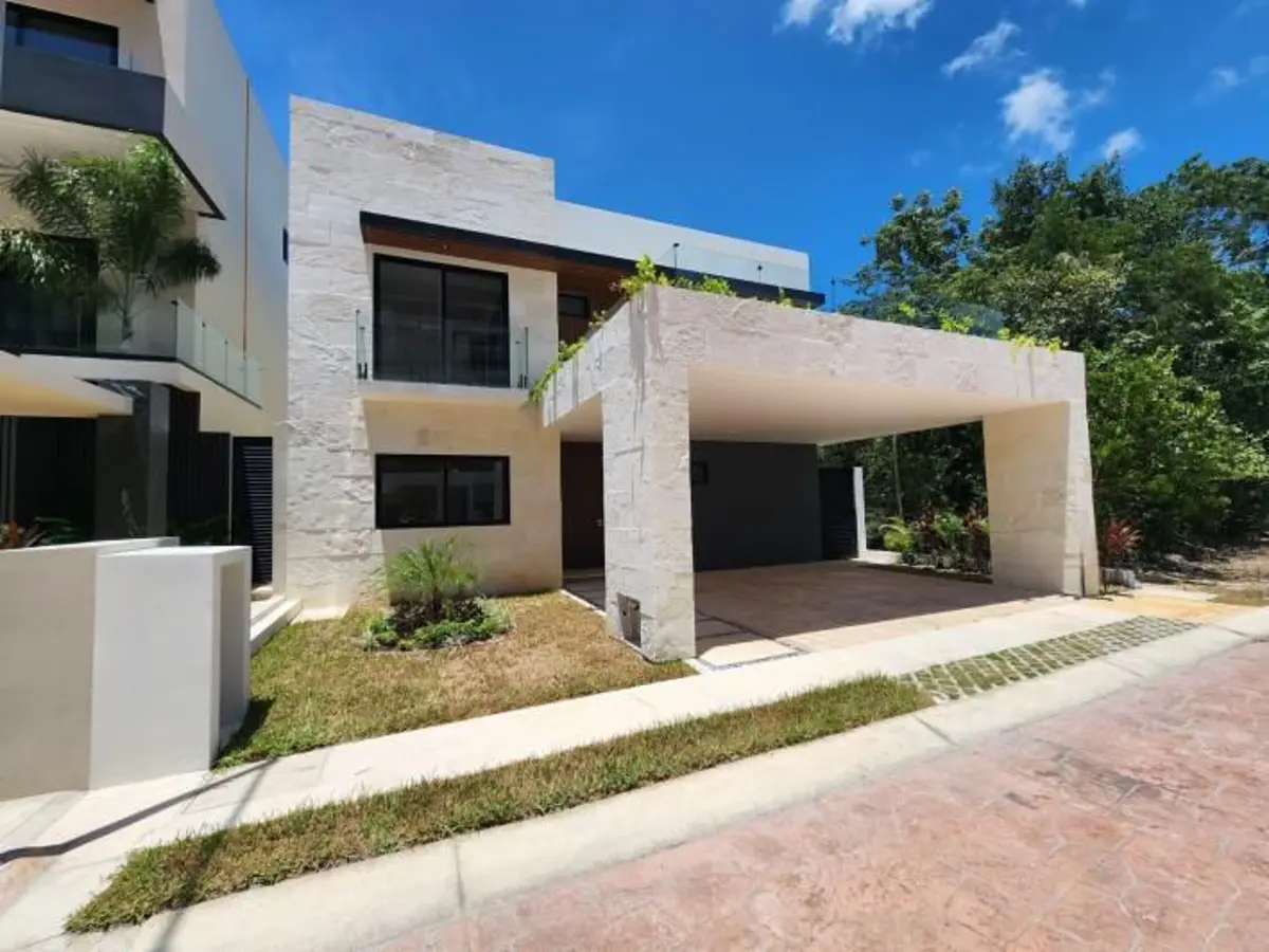 Casa en venta en Vía Cumbres Residencial, Benito Juárez — foto 1 de 14
