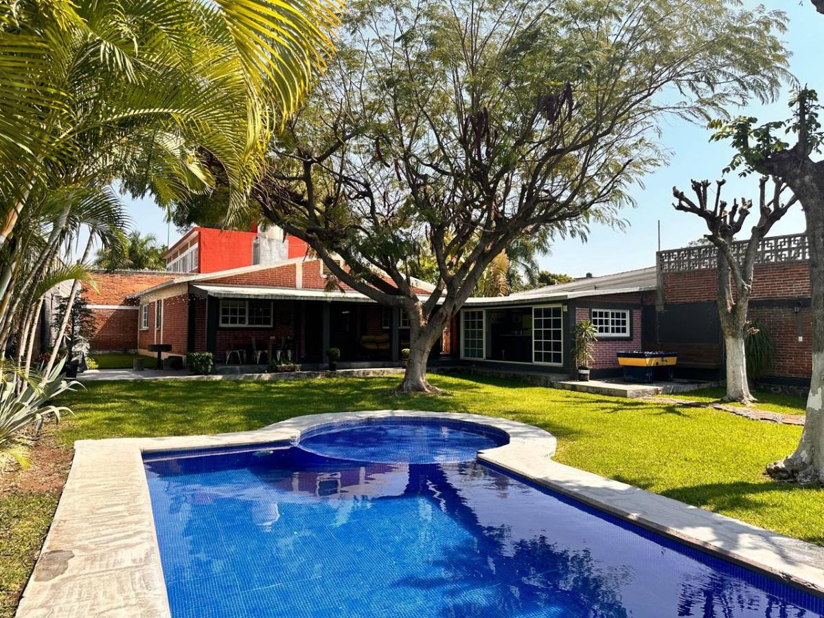 Casa en venta en Brisas de Cuautla, Cuautla — foto 1 de 17