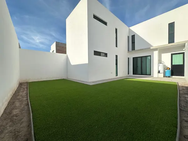 Casa en venta en Villa de las Palmas, Torreón — foto 2 de 28