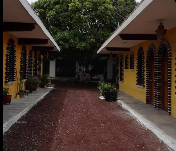 Hotel en renta en La Cumbre, Emiliano Zapata — foto 2 de 7