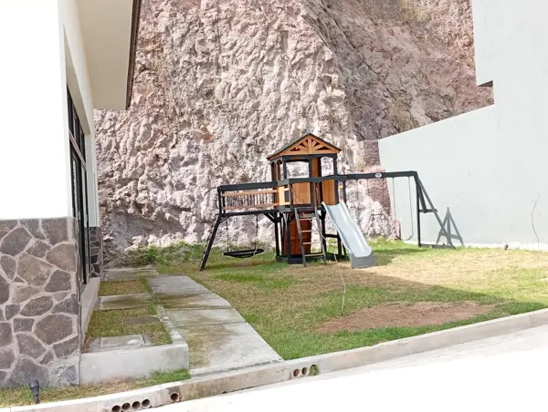 Terreno en venta en Tres Marías, Morelia — foto 2 de 6