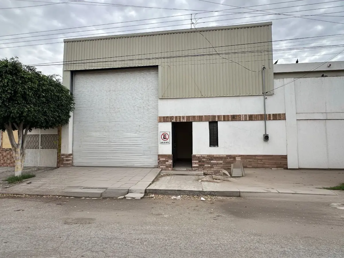 Bodega en renta en Abastos, Torreón — foto 1 de 9