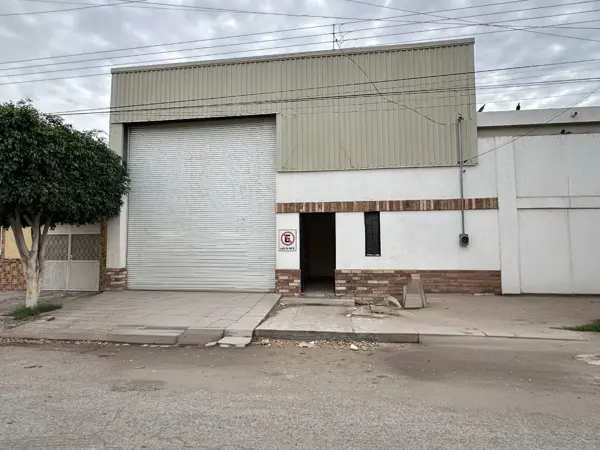 BODEGA EN RENTA- SANTA MARIA