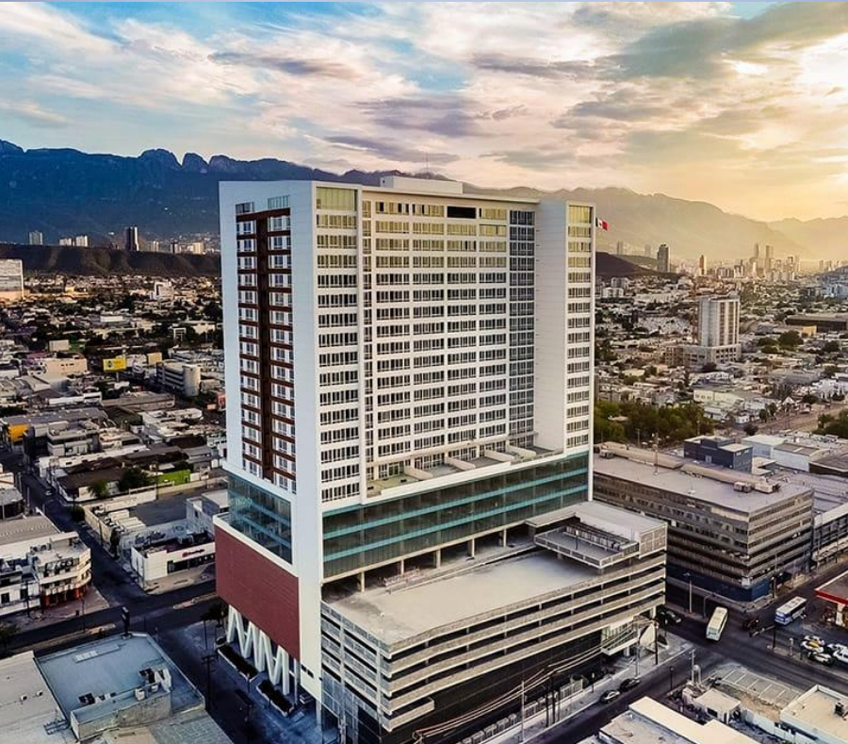 Local en renta en Centro, Monterrey — foto 1 de 13