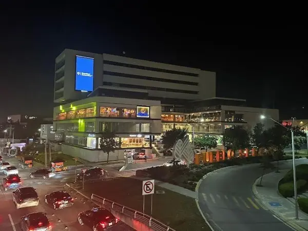 Local en Renta en El Uro, Monterrey, Nuevo León 1