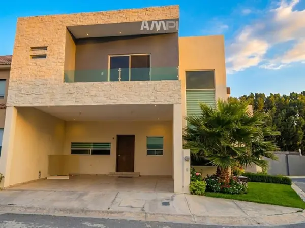 Casa en venta en Real de Torrecillas Residencial, Saltillo — foto 2 de 37