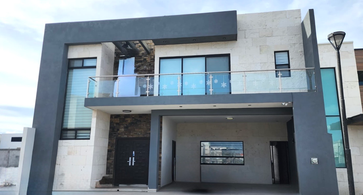 Casa en venta en Habita II, Saltillo — foto 1 de 16