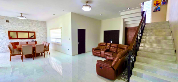 Casa en venta en Habita II, Saltillo — foto 3 de 16