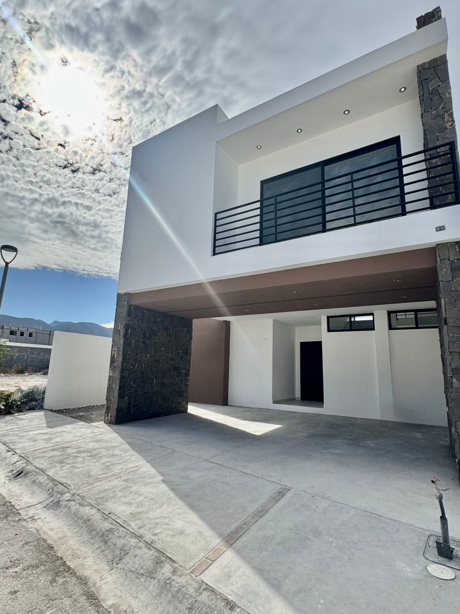 Casa en venta en Las Huertas, Arteaga — foto 1 de 14