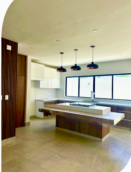 Casa en venta en Rincón de los Encinos, Saltillo — foto 2 de 16