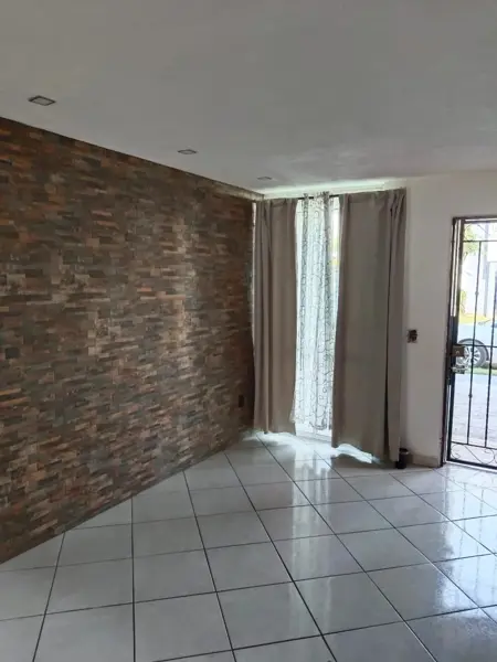Casa en venta en Jardines Del Valle, Zapopan — foto 3 de 9