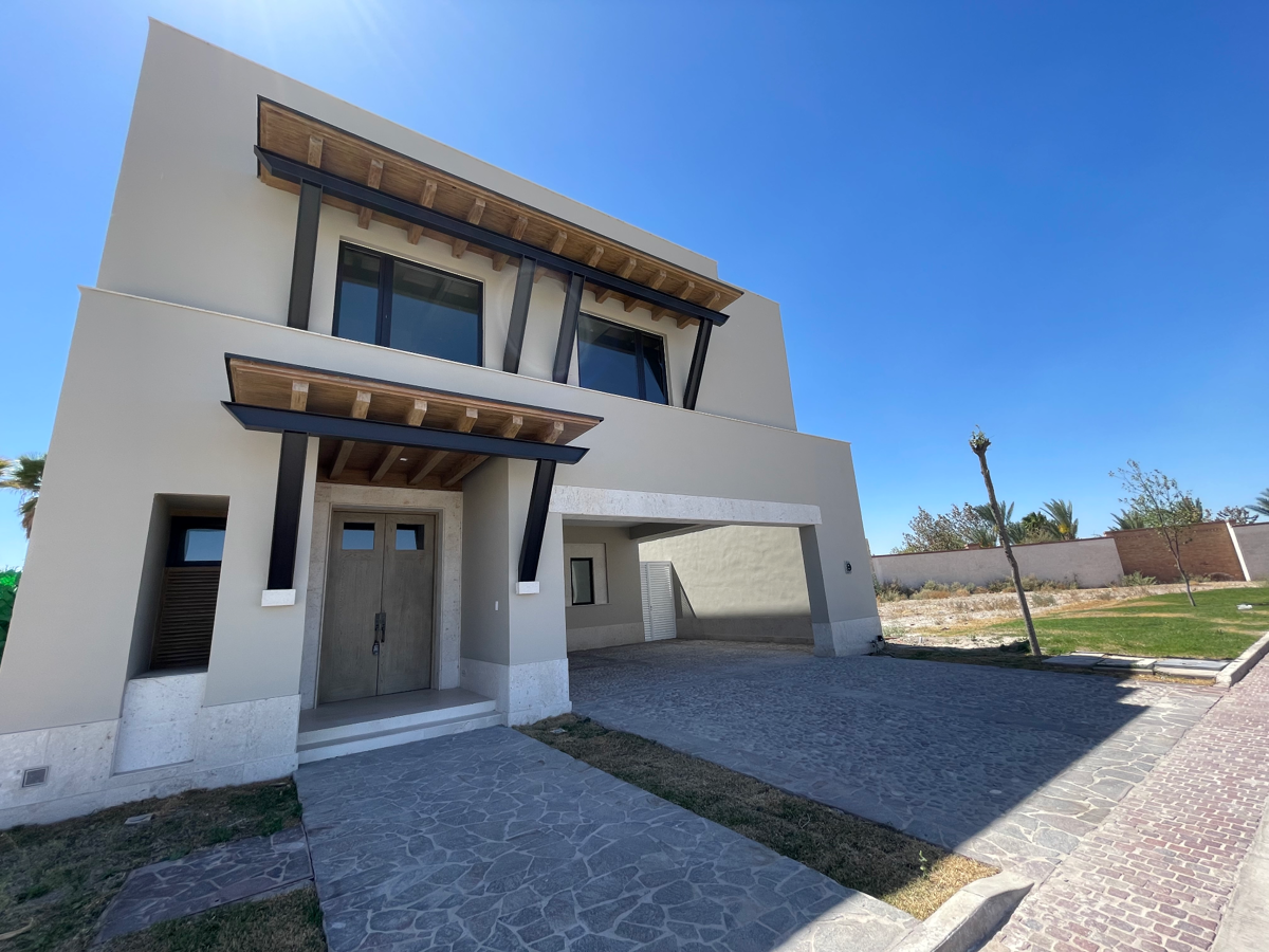 Casa en venta en La Cava, Gómez Palacio — foto 1 de 24