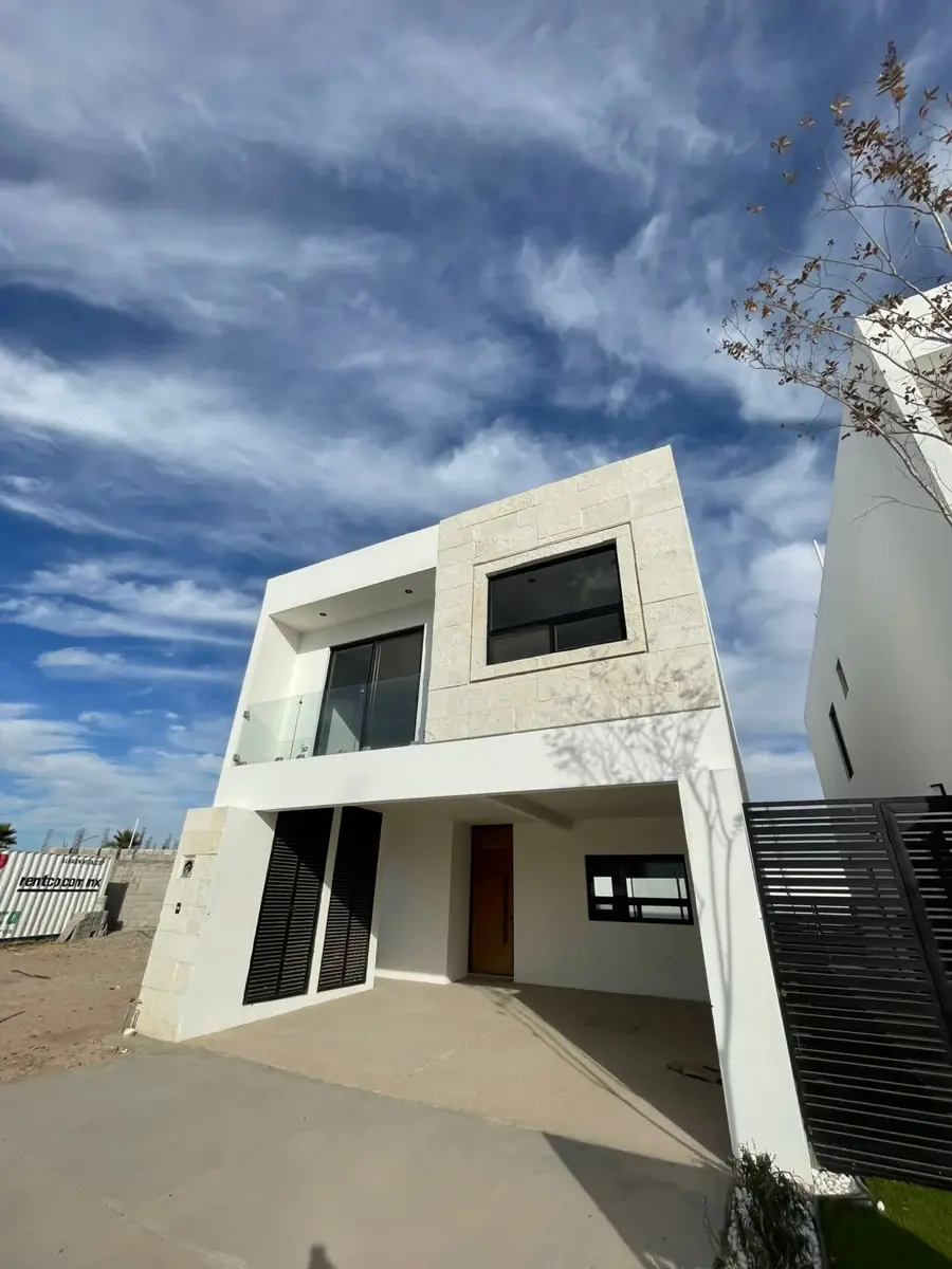 Casa en venta en La Barranca, Torreón — foto 1 de 12