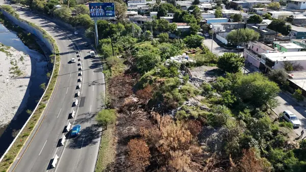 Terreno en Renta en 21 de Enero, Guadalupe, Nuevo León 3