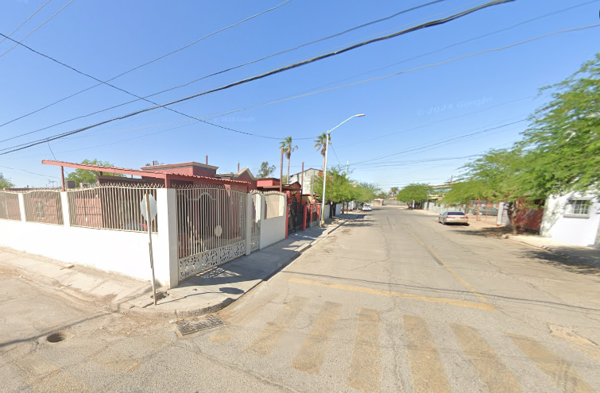 Casa en venta en Constitucion, Mexicali — foto 3 de 10
