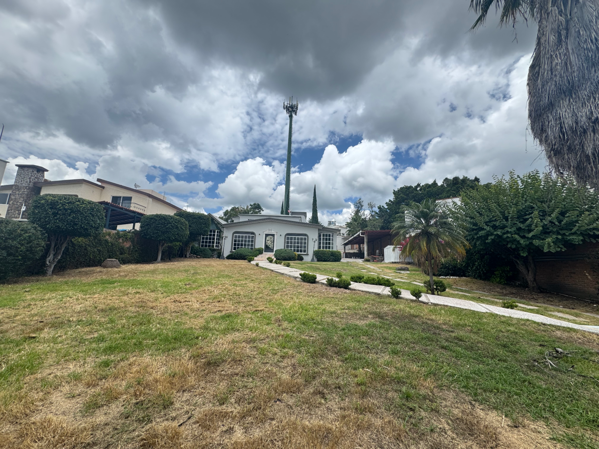 Casa en venta en Villas de Irapuato, Irapuato — foto 1 de 13