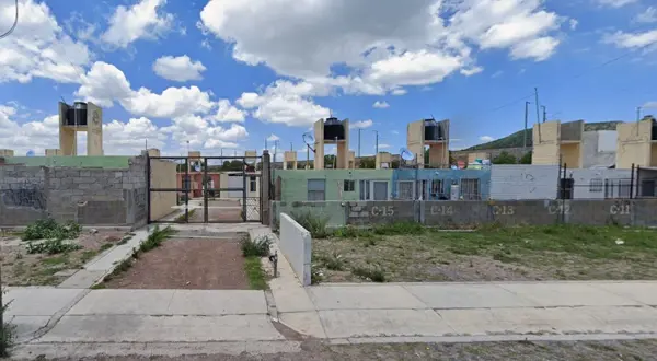 Casa en venta en Villas Fundadores, San Juan del Río — foto 2 de 21