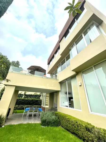 Casa en venta en La Herradura Sección III, Huixquilucan — foto 2 de 45