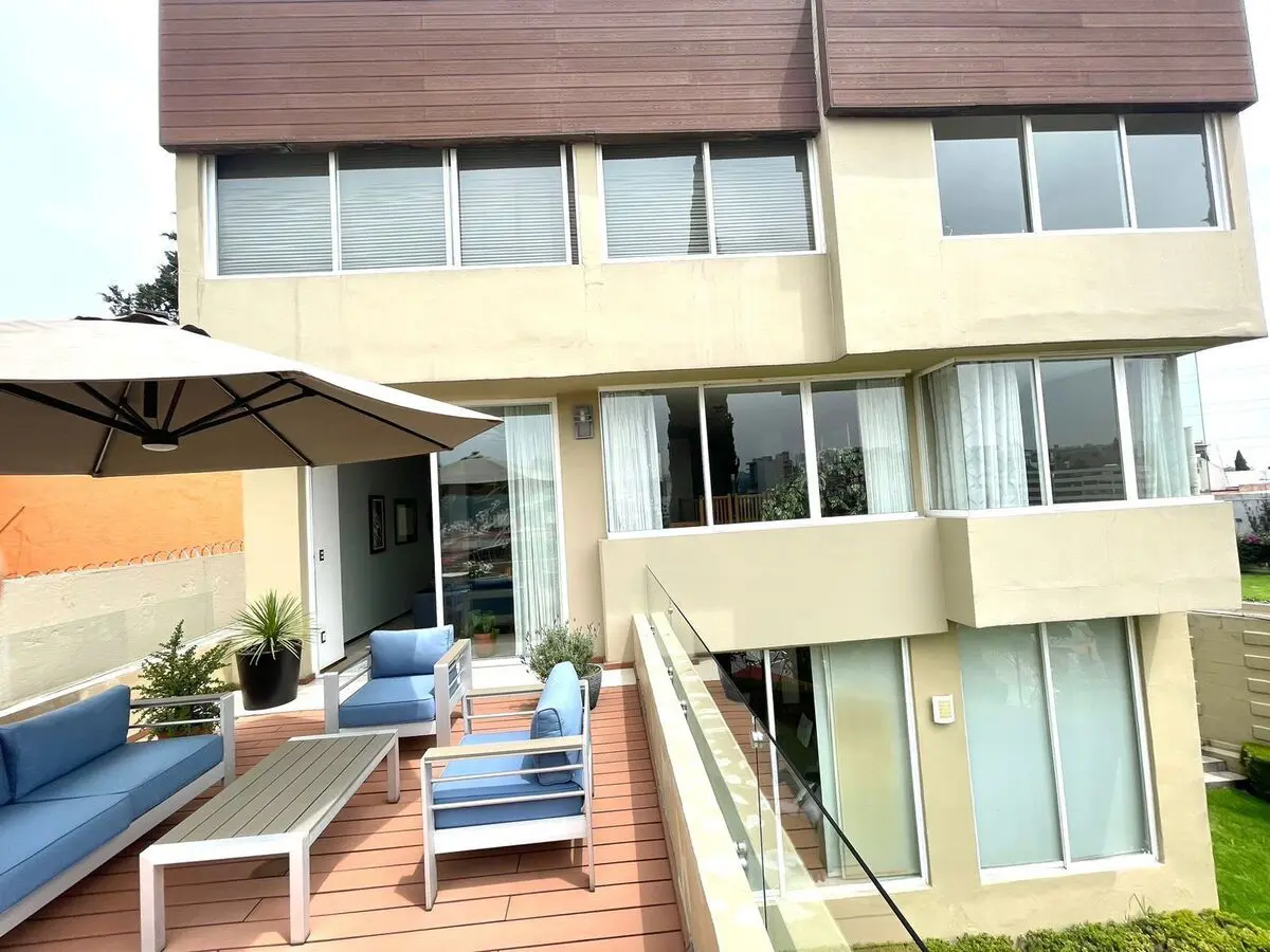 Casa en venta en La Herradura Sección III, Huixquilucan — foto 1 de 45