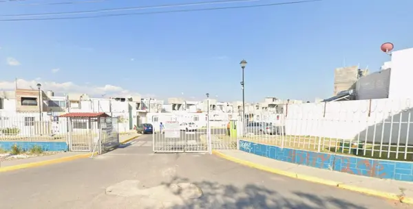 Casa en venta en Eduardo Loarca Castillo, Querétaro — foto 3 de 22