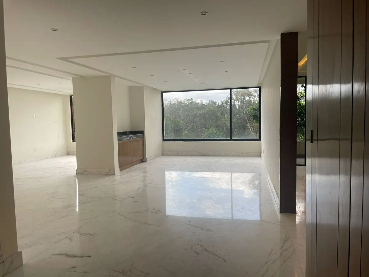 Casa en venta en Lomas de Tecamachalco, Naucalpan de Juárez — foto 1 de 33