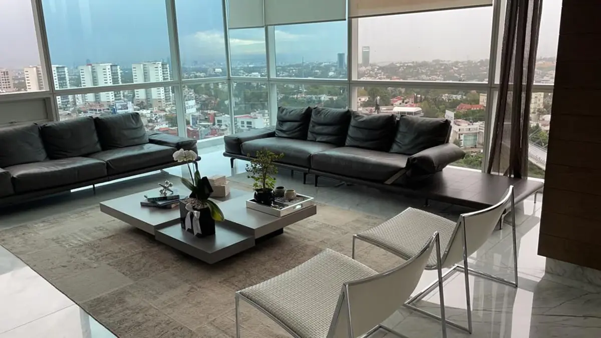 Departamento en venta en Bosques de las Lomas, Cuajimalpa de Morelos — foto 1 de 44
