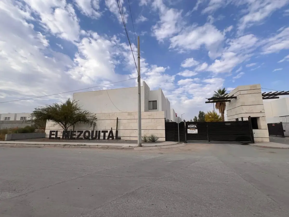 Casa en venta en Villas Diamante, Torreón — foto 1 de 10