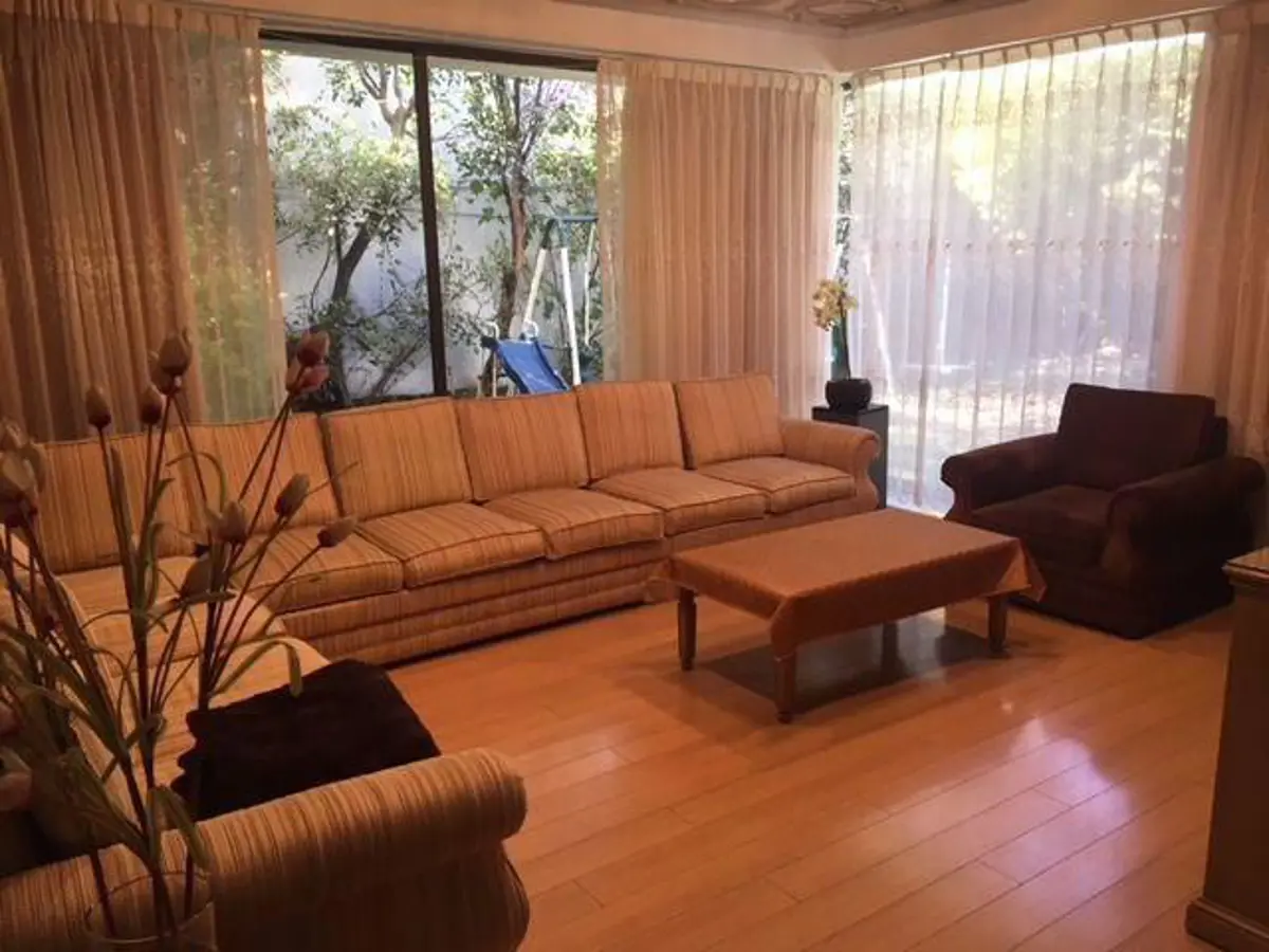 Casa en venta en Bosques de las Lomas, Cuajimalpa de Morelos — foto 1 de 17