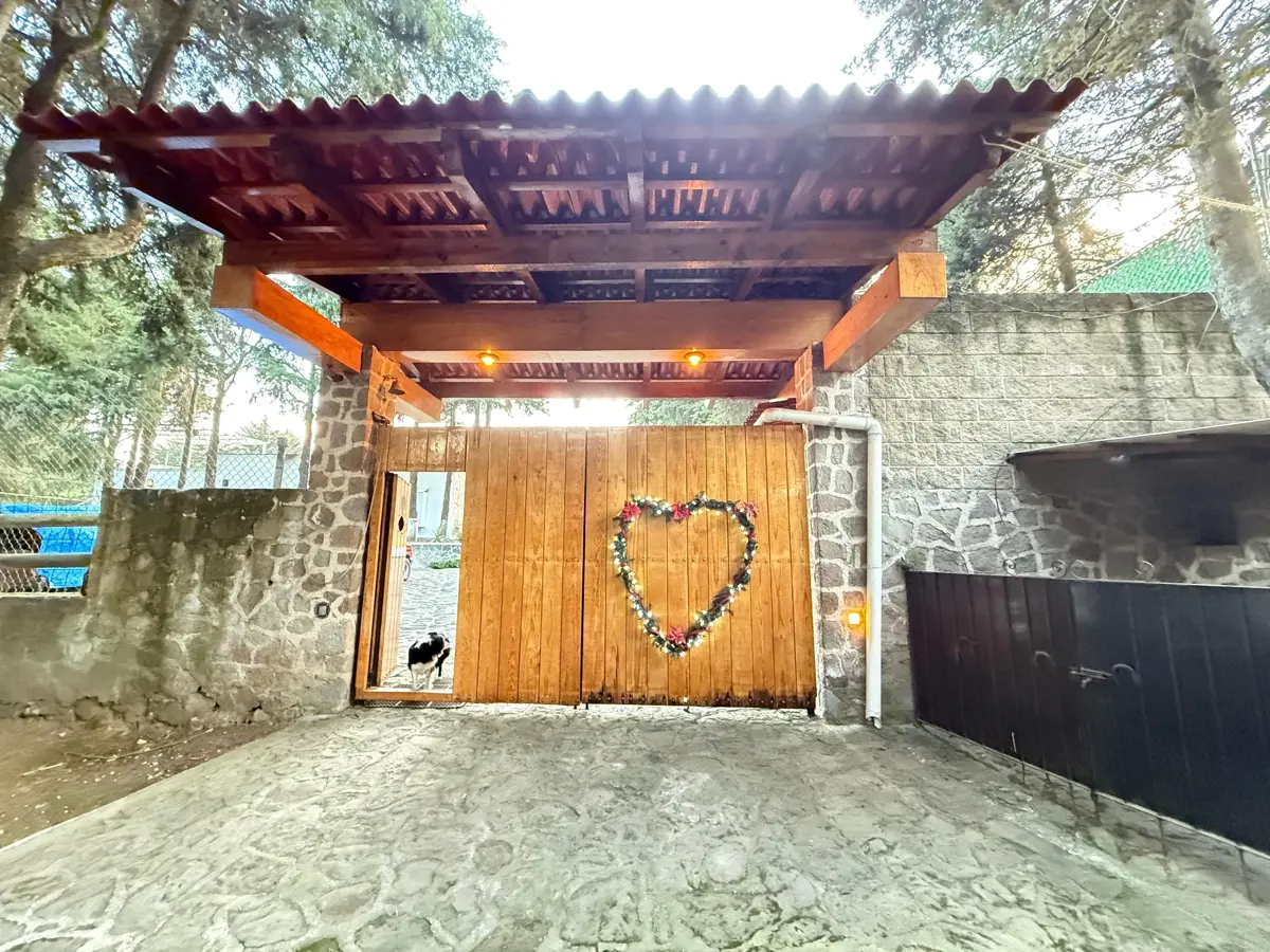 Finca-Rancho en venta en Santo Tomas Ajusco, Tlalpan — foto 1 de 30
