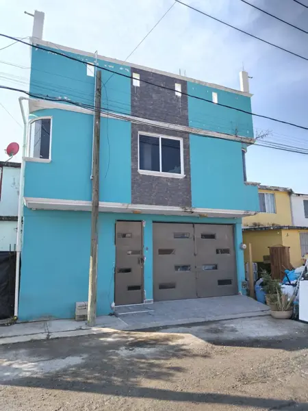 Se Vende Casa de Recuperación Bancaria en C. Cedrón, Arboledas, El llano.