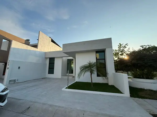 Venta de Casa en Coto Privado