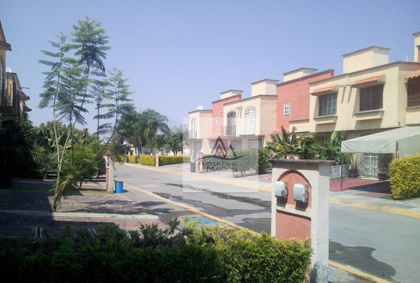 CASA EN VENTA EN PASEOS DEL RIO  CUERNAVACA DS333