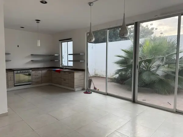 Casa en venta en Residencial Bosque Cedros, Tlajomulco de Zúñiga — foto 3 de 12