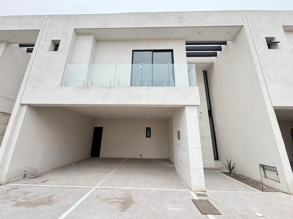 Casa en venta en Los Viñedos, Torreón — foto 1 de 20