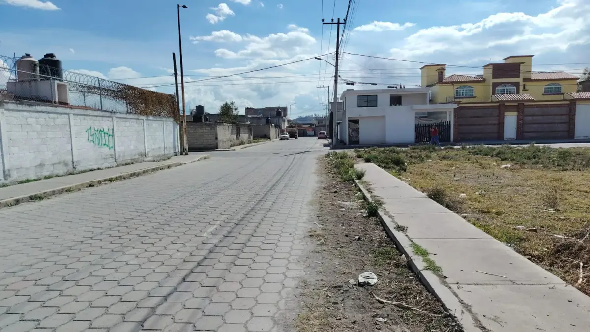 Terreno en venta en San Miguel Totocuitlapilco, Metepec — foto 1 de 4