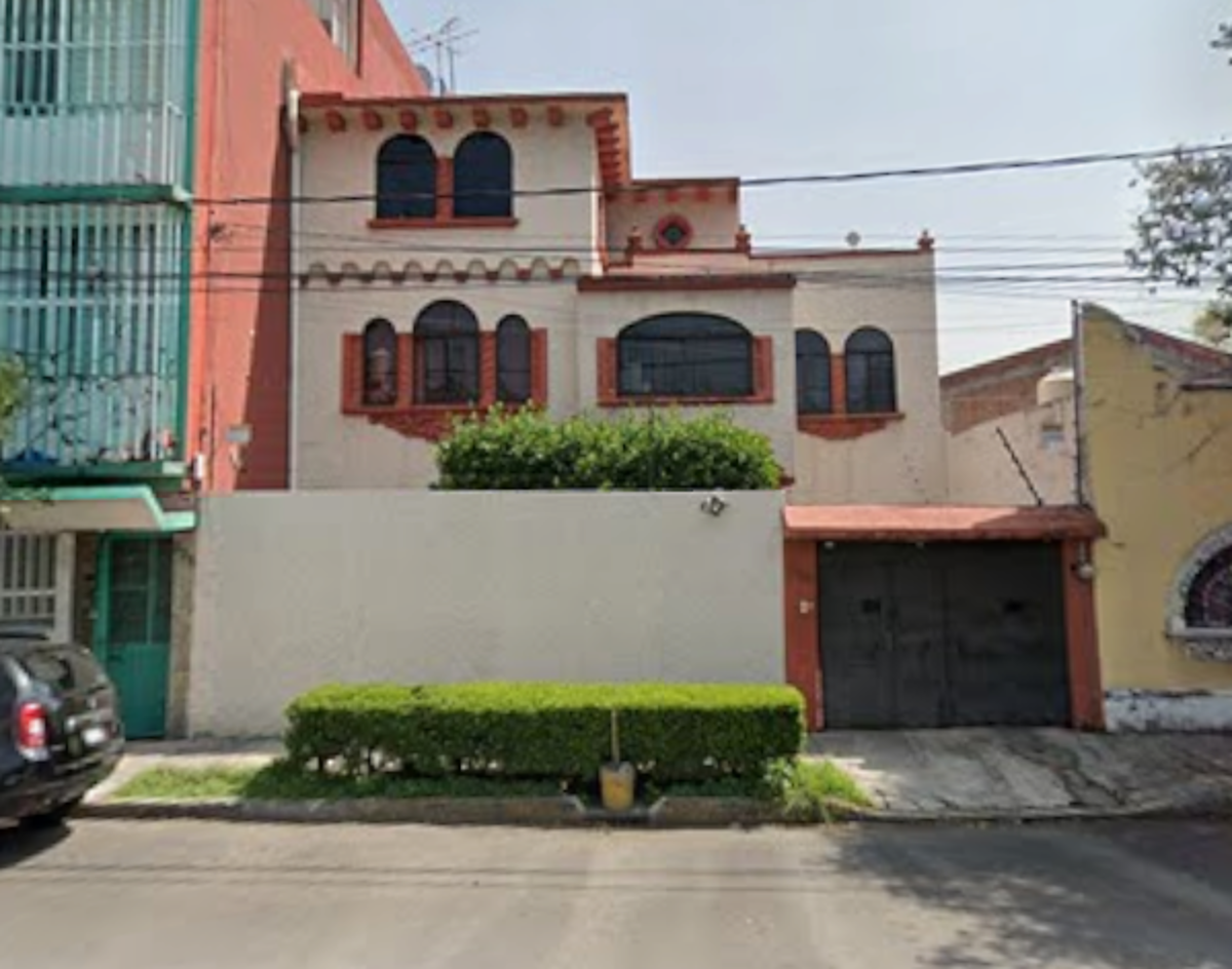 Casa en venta en Claveria, Azcapotzalco — foto 1 de 6