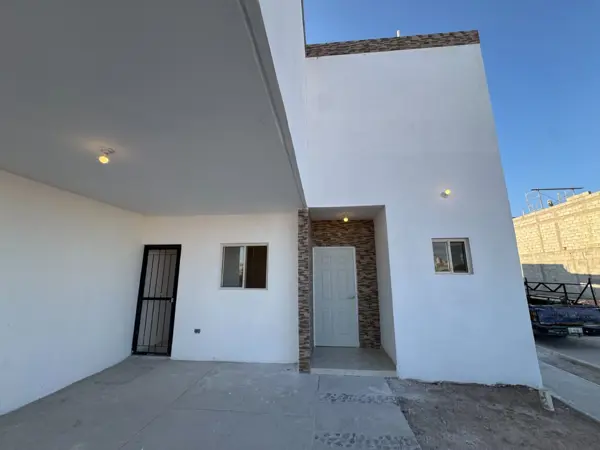 Casa en venta en Villas de las Perlas, Torreón — foto 2 de 12