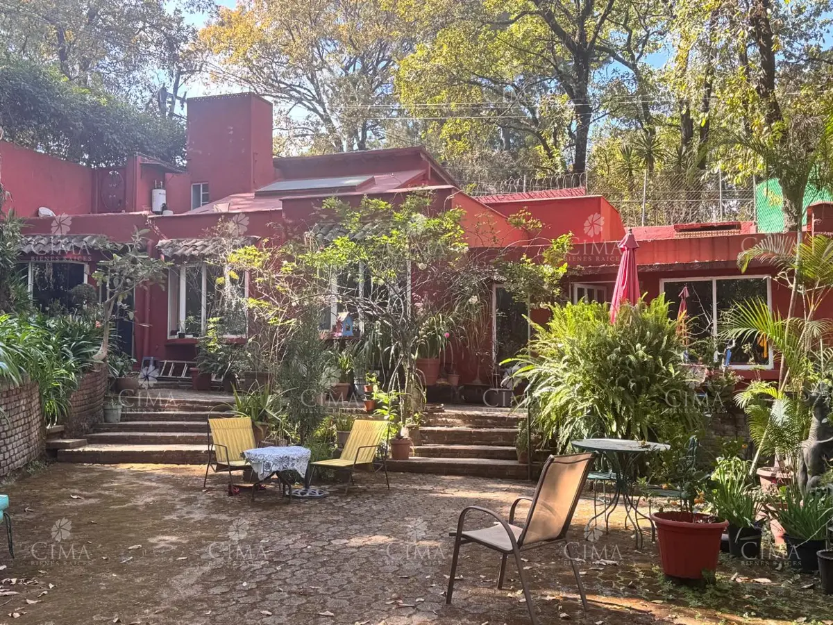 Casa en venta en Del Bosque, Cuernavaca — foto 1 de 25
