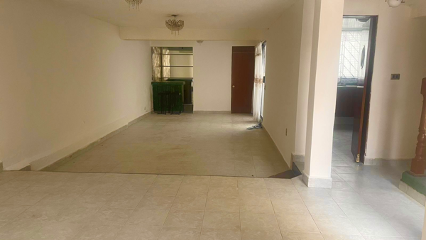 Casa en venta en Bosques de Aragon, Nezahualcóyotl — foto 3 de 11
