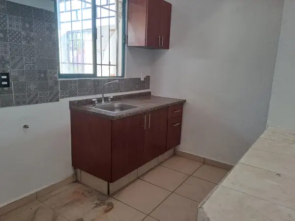 Casa en renta en Puerta de Rolón, Villa de Álvarez — foto 3 de 8