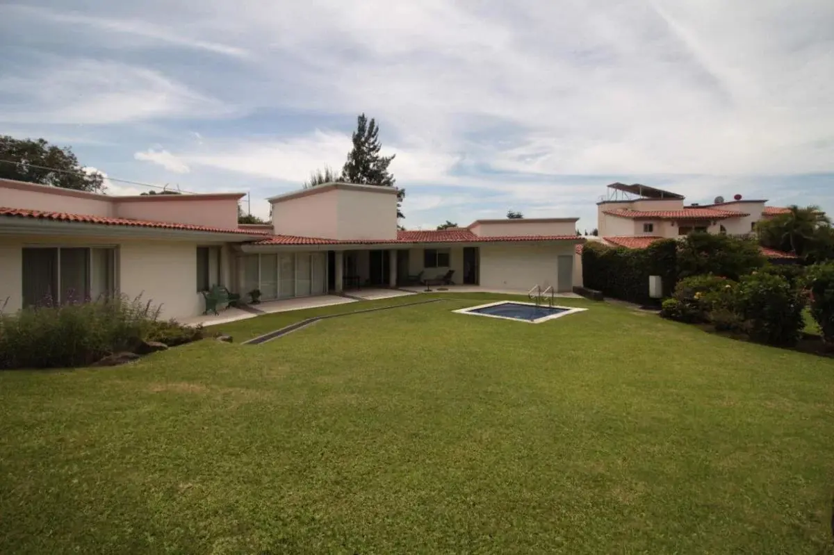 Casa en renta en Lomas de Cortes, Cuernavaca — foto 1 de 34