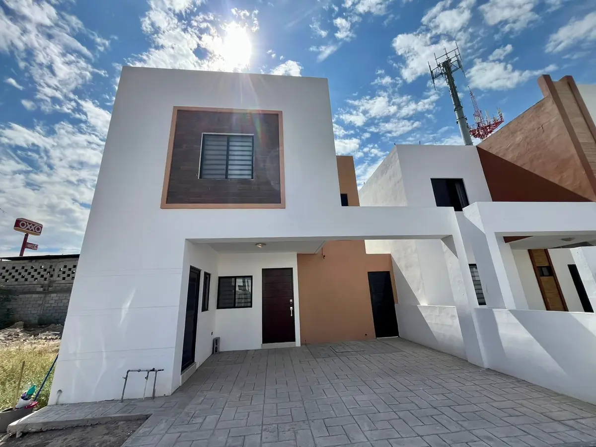 Casa en venta en Lomas de las Etnias, Torreón — foto 1 de 13