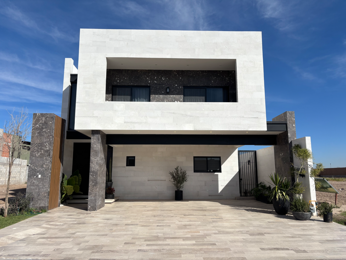 Casa en venta en Las Villas, Torreón — foto 1 de 21