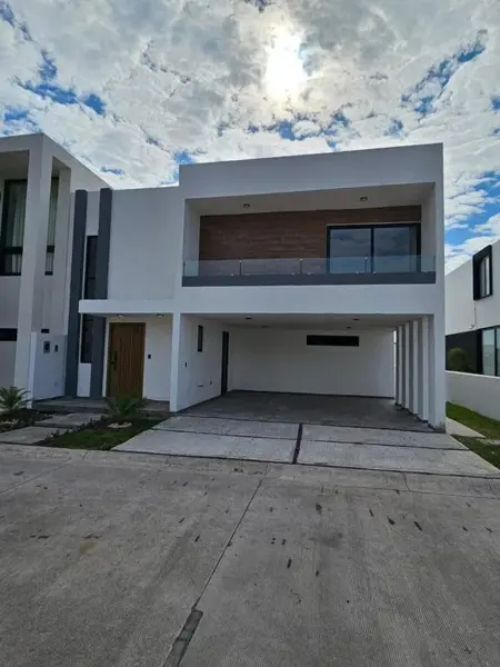 RENTO RESIDENCIA EN PUNTA TIBURON